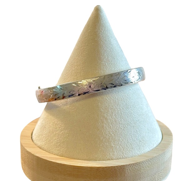 Vintage Etched Floral Silver Tone Bangle Bracelet - Picture 2 of 7